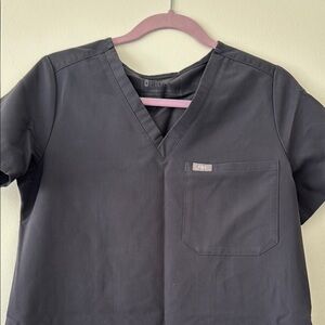 Figs grey Catarina scrub top